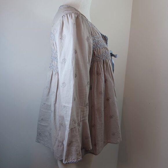 Odd Molly Top Gray Embroidered Boho Peasant Style Cotton Blouse Size Small - Picture 9 of 11